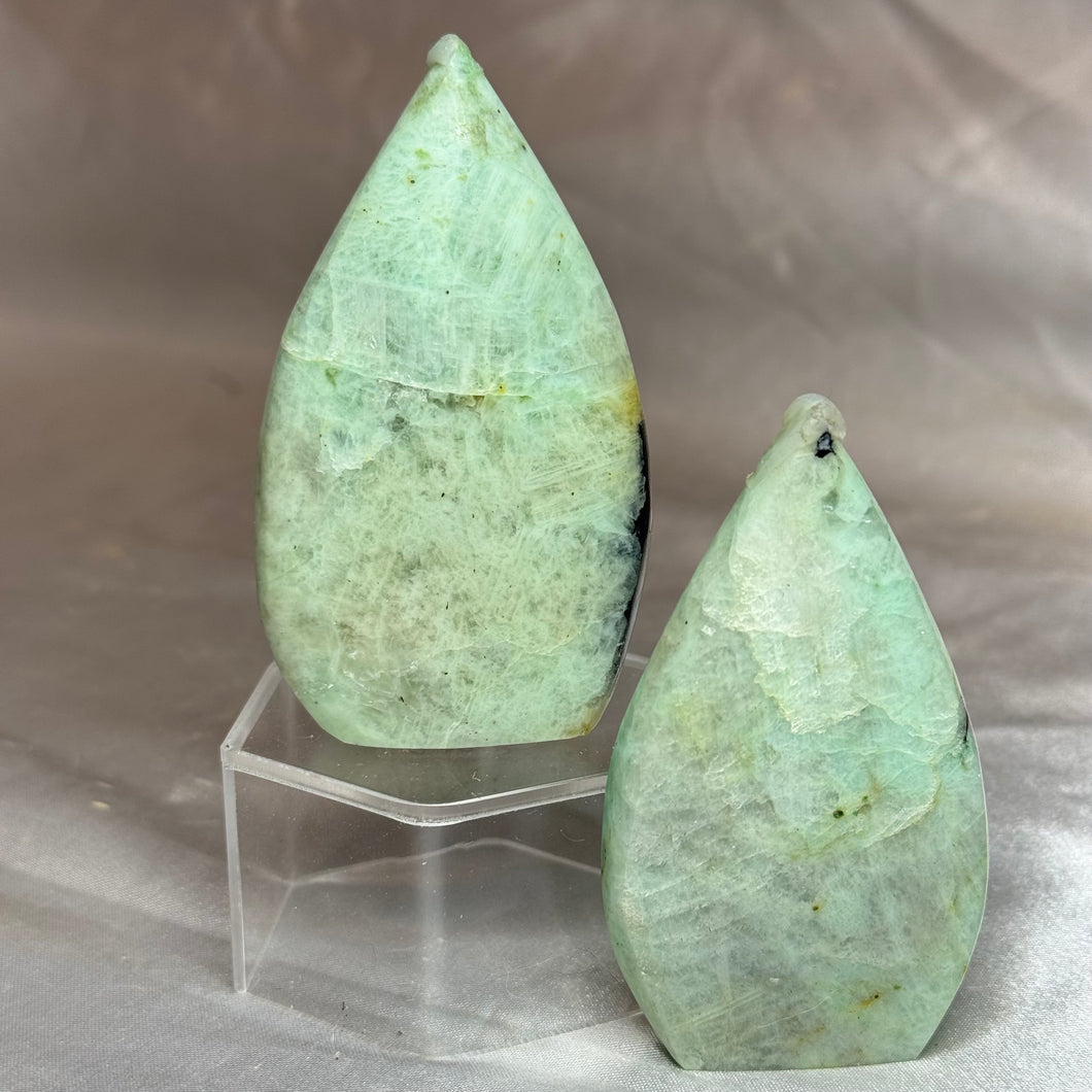 Chrysocolla and Feldspar Flames