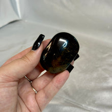 Load image into Gallery viewer, Tiger Eye Palmstone
