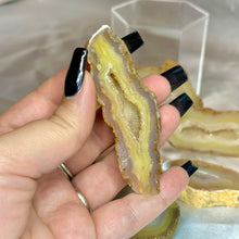 Load image into Gallery viewer, Yellow Druzy Agate Slabs
